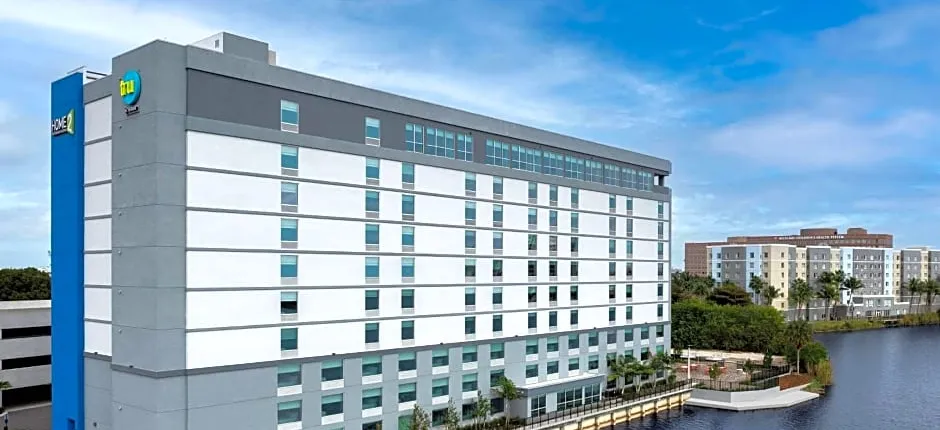 Home2 Suites by Hilton Miami Airport South Blue Lagoon