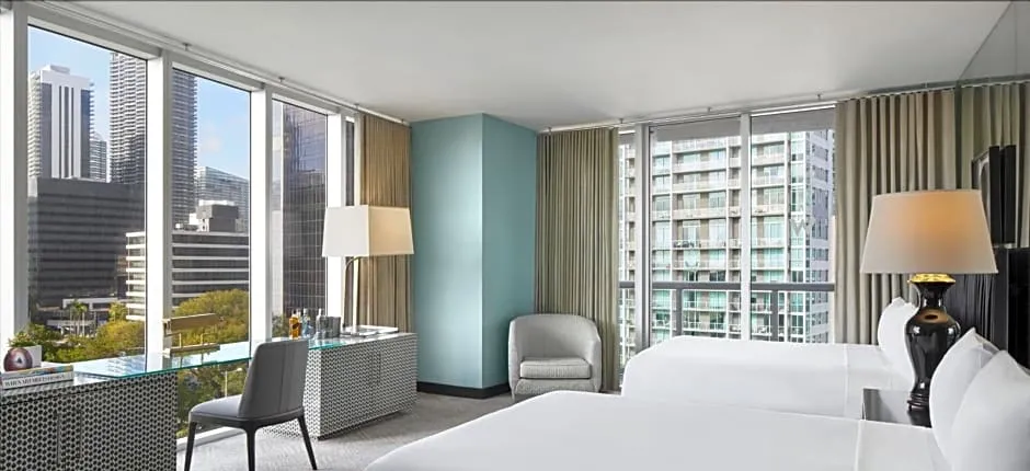 W Miami