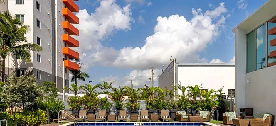 DoubleTree by Hilton Miami North I-95, FL