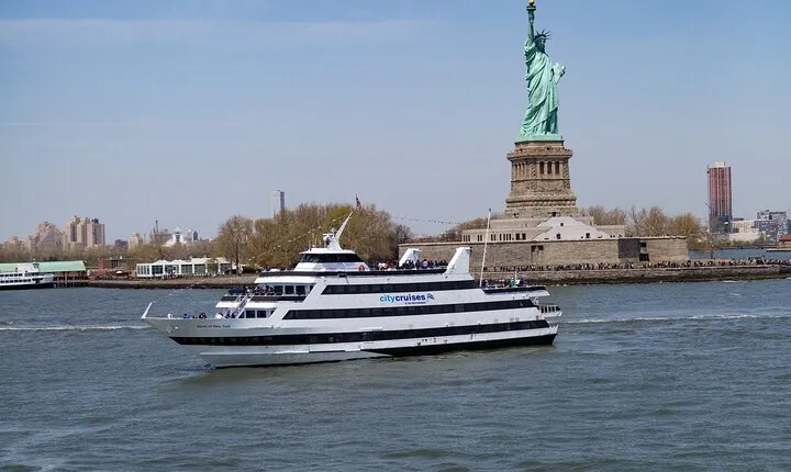 City Cruises New York Signature Lunch Cruise
