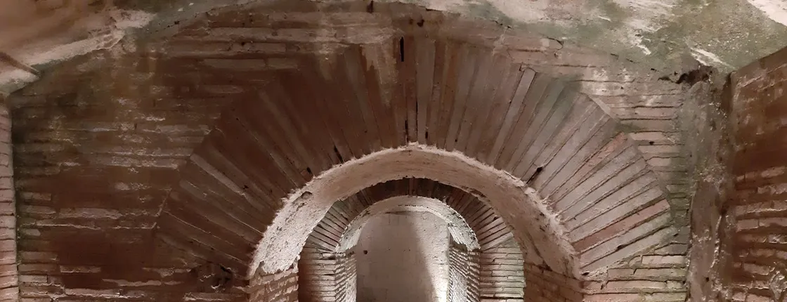 Napoli Sotterranea underground tunnels skip-the-line guided tour