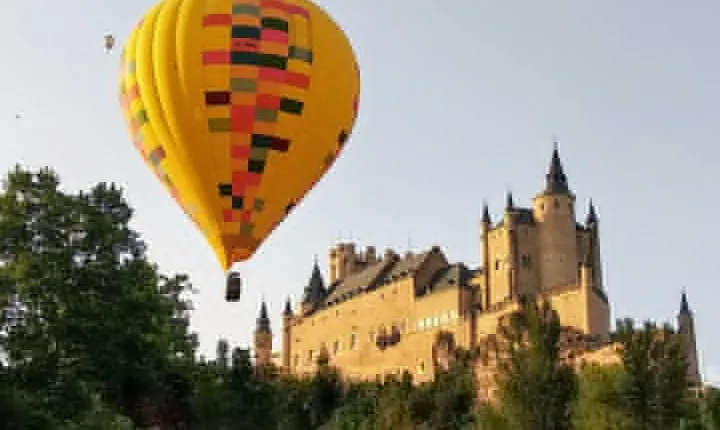 Hot Air Balloon Ride Over Toledo or Segovia with Optional Transport from Madrid
