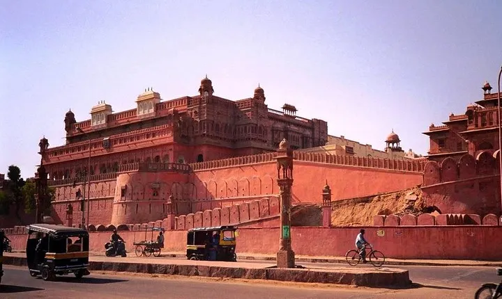 Guided Bikaner City Tour With Drop Off at Jodhpur