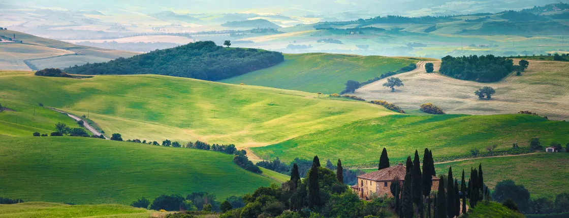 Pienza and Montepulciano food and wine tour from Siena