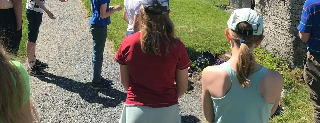 Guided walking tour through Uppsala's graveyards