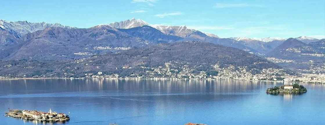Three Borromean Islands hop-on hop-off boat tour from Stresa