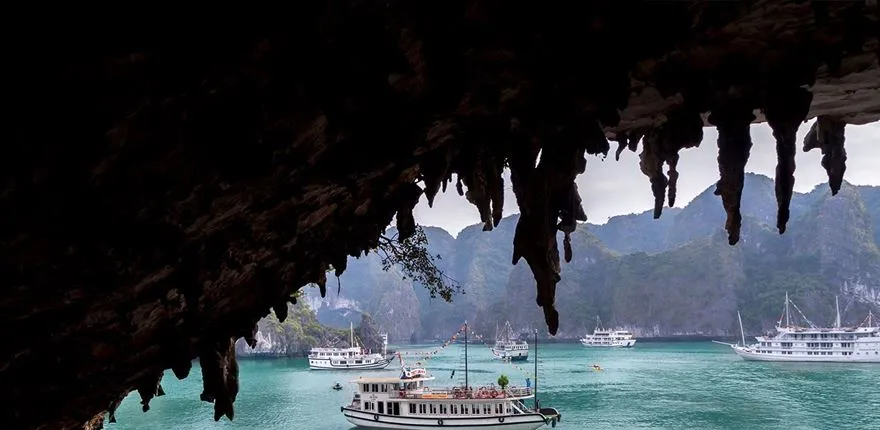 Halong One Day Cruise Tour ( 6 hours cruising on the bay)