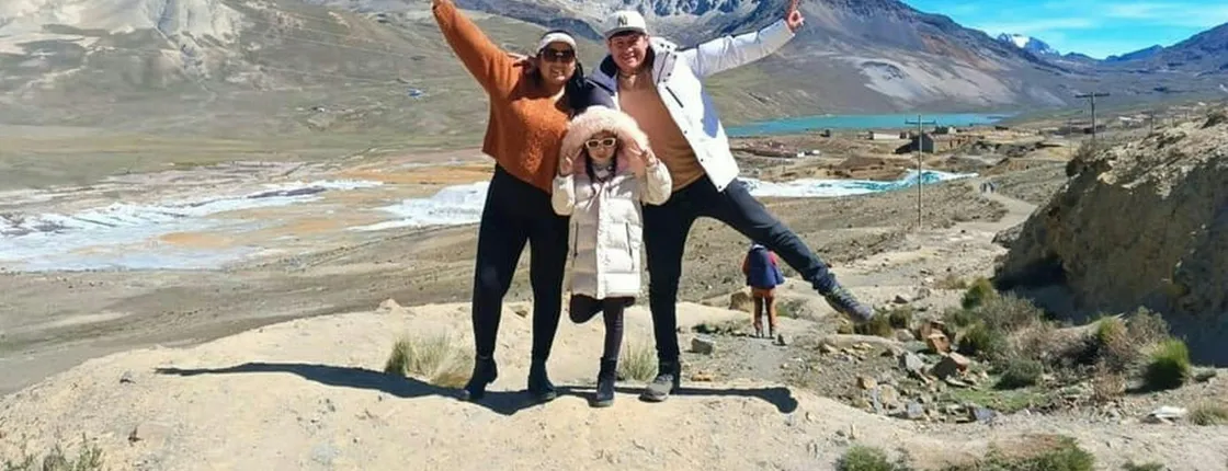 Full-day glacial adventure to Charquini Lagoon from La Paz