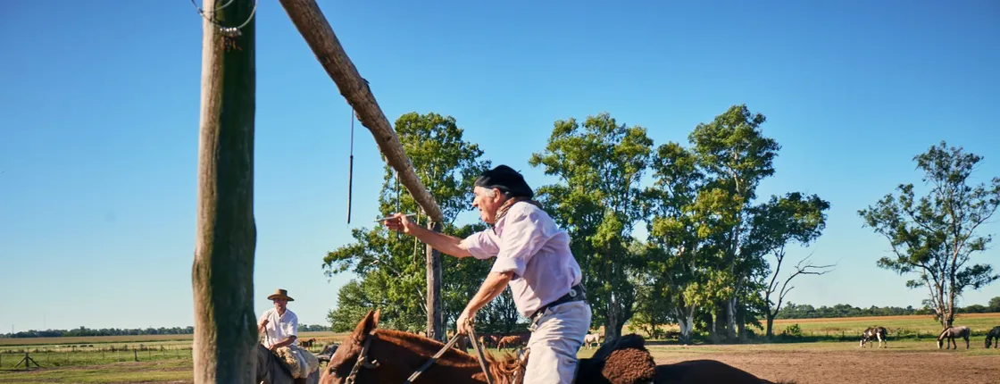 Gaucho day in Santa Susana with BBQ lunch and folklore shows