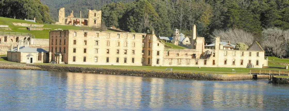 One way bus transfer from Hobart to Port Arthur