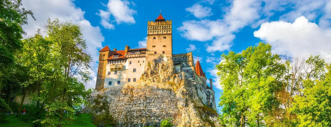 Day excursion to Dracula and Peles castles from Bucharest