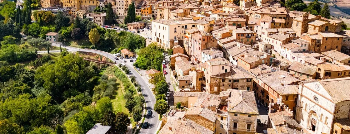Montepulciano panoramic electric minibus tour