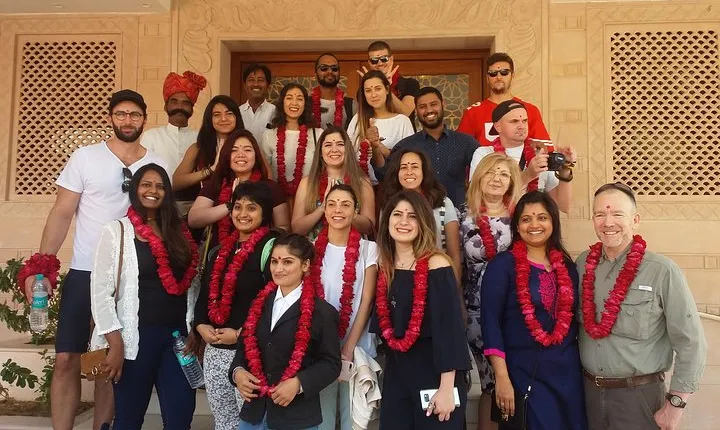Private Full Day Tour of Jaipur with Guide 