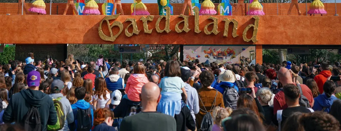Gardaland and optional SEA LIFE Aquarium entrance ticket