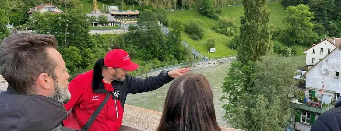 Walking Tour in Old Town Bern to Disover Chocolate