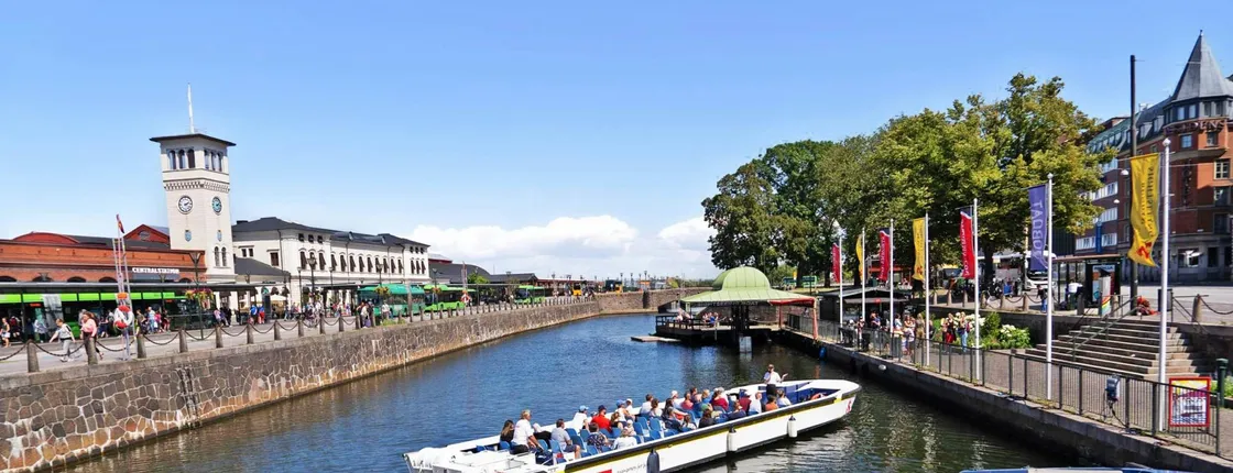 Boat sightseeing tour in Malmö