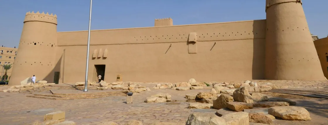 Riyadh metro tour with Al Masmak Fortress and Kingdom Centre