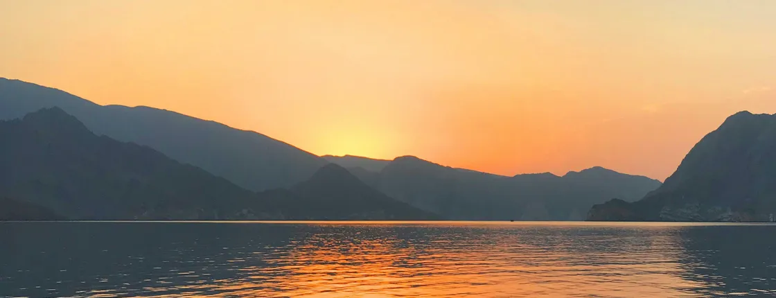 Full-day Dhow cruise between the Musandam Fjords