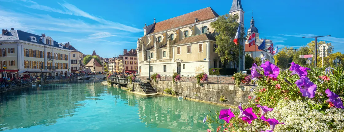 Annecy half-day trip from Geneva with guided walking tour