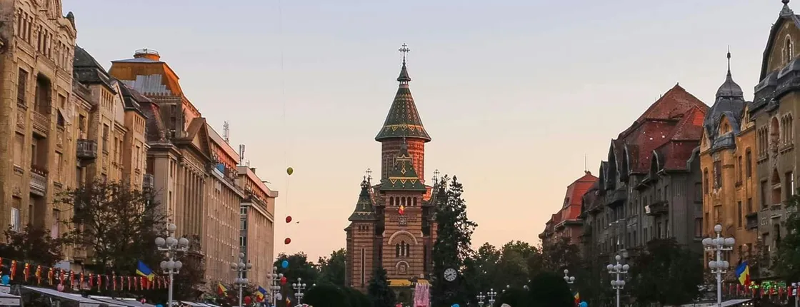 Explore Timișoara's photogenic highlights with a local