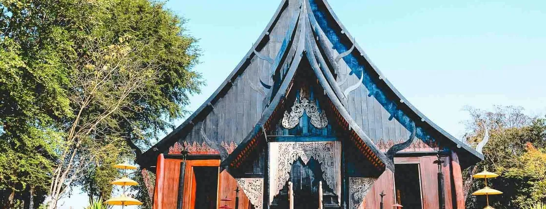 Private guided tour from Chiang Mai to Chiang Rai and its temples