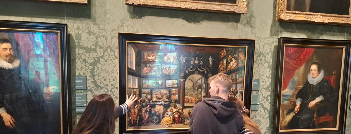 Private guided tour of Mauritshuis museum in The Hague