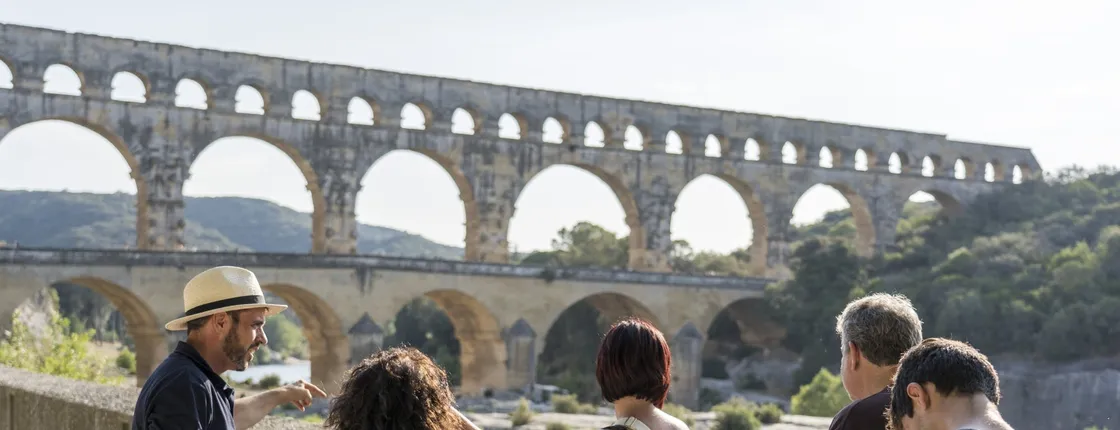 Saint Remy, les Baux de Provence & Pont du Gard from Avignon