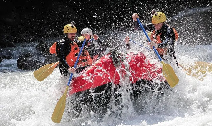 River Rafting Lütschine in Bernese Oberland 