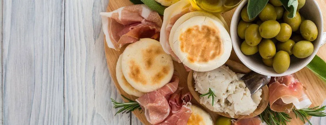 Balsamic vinegar cellar tour with vinegar tasting and aperitif