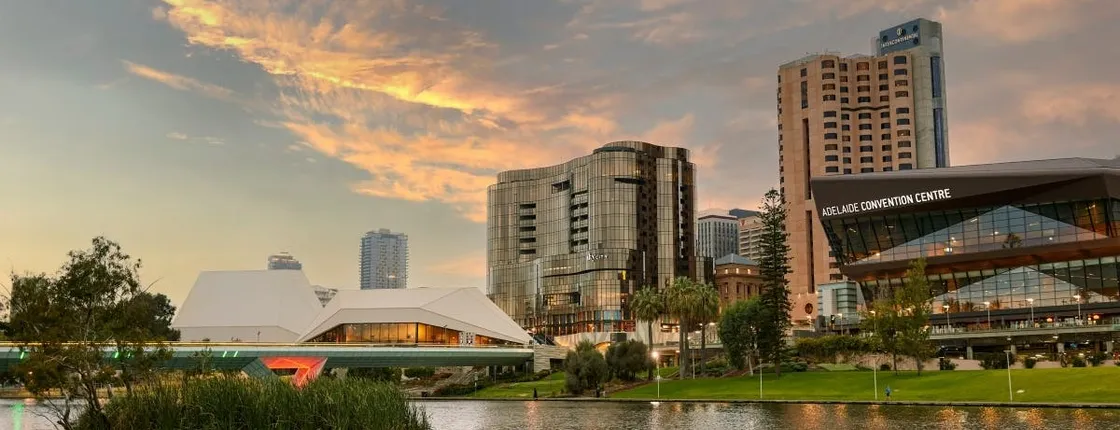 Adelaide kayak tour with expert instructors