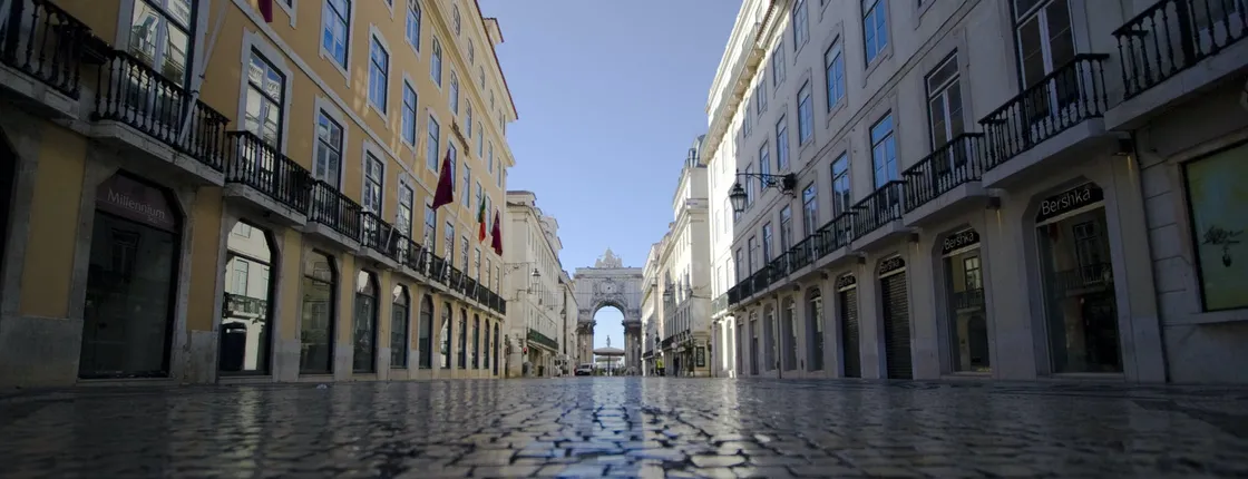 Lisbon's history, stories and lifestyle essential guided tour