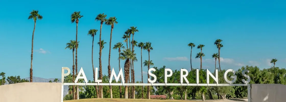 Palm Springs City and Desert App-Guided Driving Tour