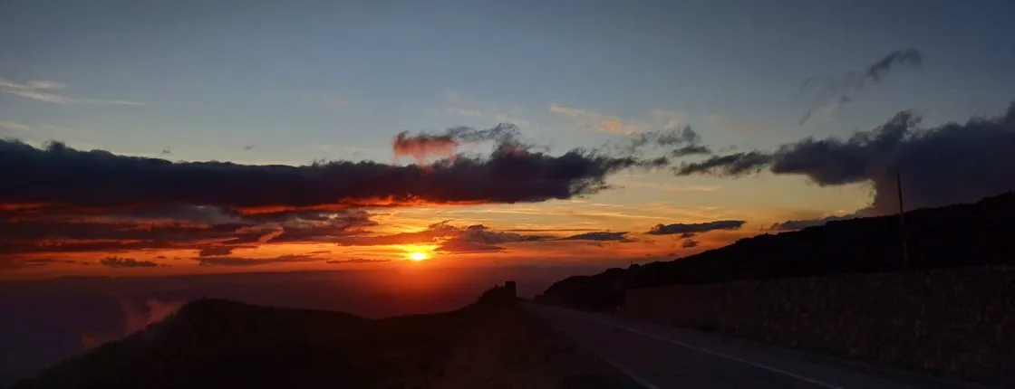 4x4 Etna sunset tour with Lava Cave and local tastings
