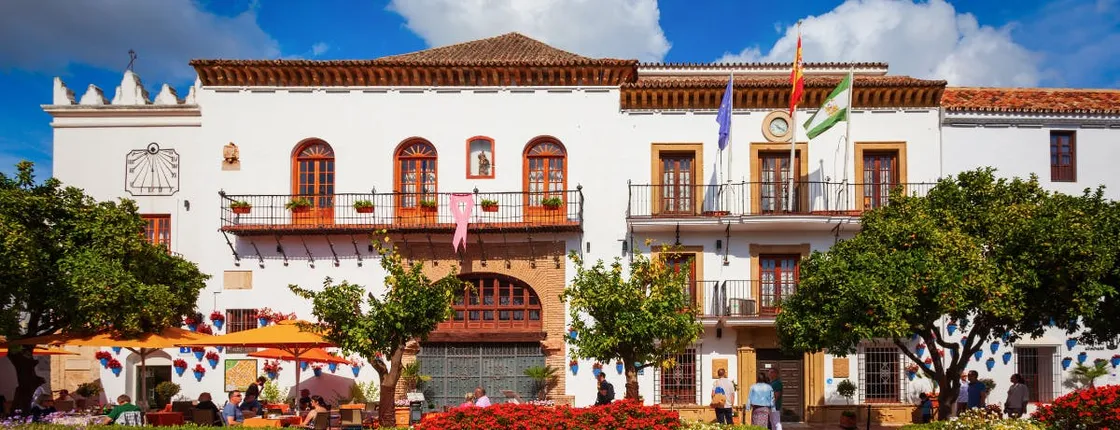 Guided walking tour of Marbella