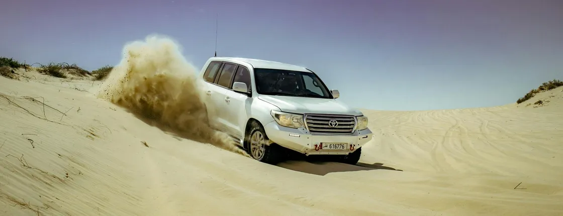 Inland Sea Desert Safari Adventure in Qatar with 4X4