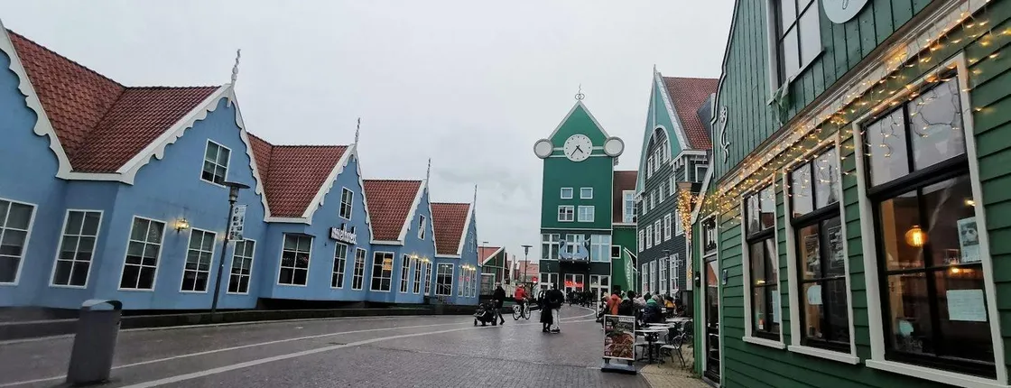 Self-guided audio tour of Zaandam's history, art and architecture