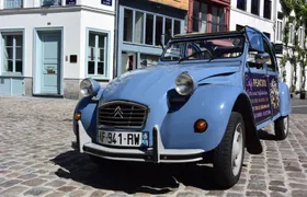 1-hour private tour in Lille by Citroën 2CV