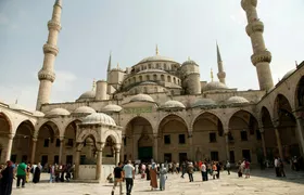 Hagia Sophia, Bosphorus Cruise, Blue Mosque guided small group tour