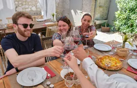 Small-group champagne tasting class and lunch near Epernay