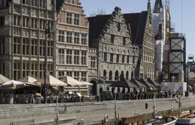 Guided boat trip in the historic center of Gent