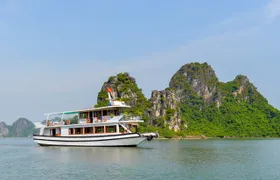 Luxury One Day Tour to Halong Bay From Hanoi On Limousine & NEWEST Highway