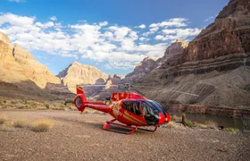 Grand celebration helicopter tour of Grand Canyon with picnic