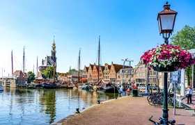 Self guided tour with interactive city game of Hoorn