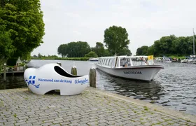 Spring cruise on Kagerplassen from Warmond