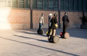 Guided Segway™ tour around Baldeney lake in Essen