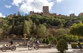 Albaicin & Sacramonte Electric Bike Tour in Granada 