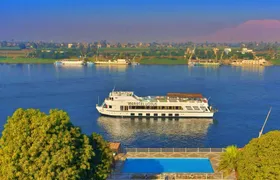 Luxor guided tour from Hurghada with Nile cruise and lunch