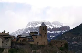 Day trip to three towns in Ordesa National Park from Zaragoza