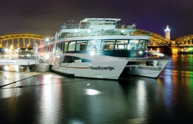 Cologne evening panorama cruise