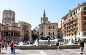 Valencia visit with panoramic city drive and guided walking tour